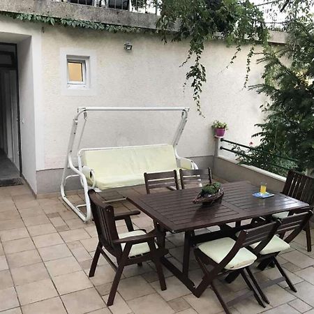 Kaja Apartment Макарська Екстер'єр фото