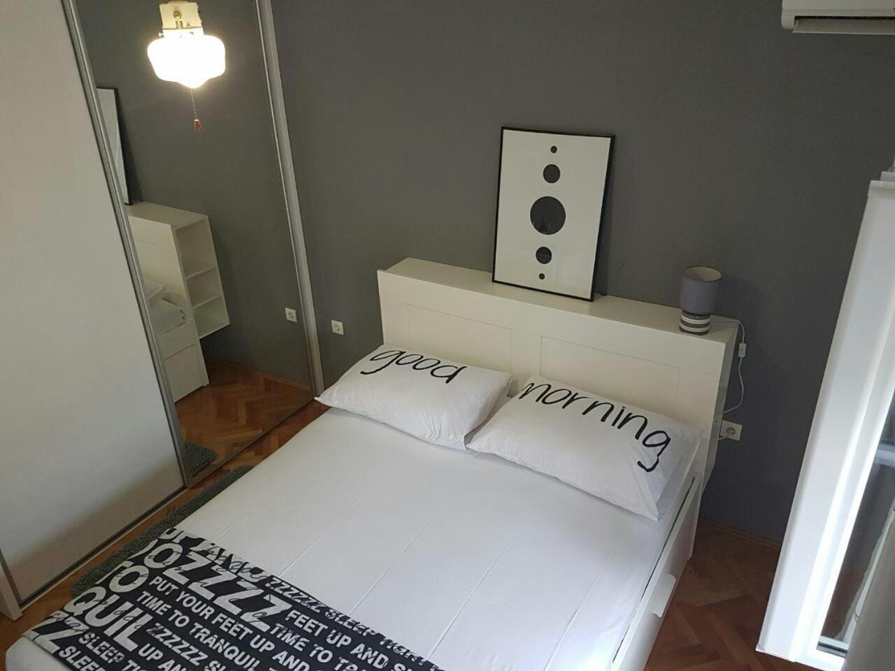 Kaja Apartment Макарська Екстер'єр фото