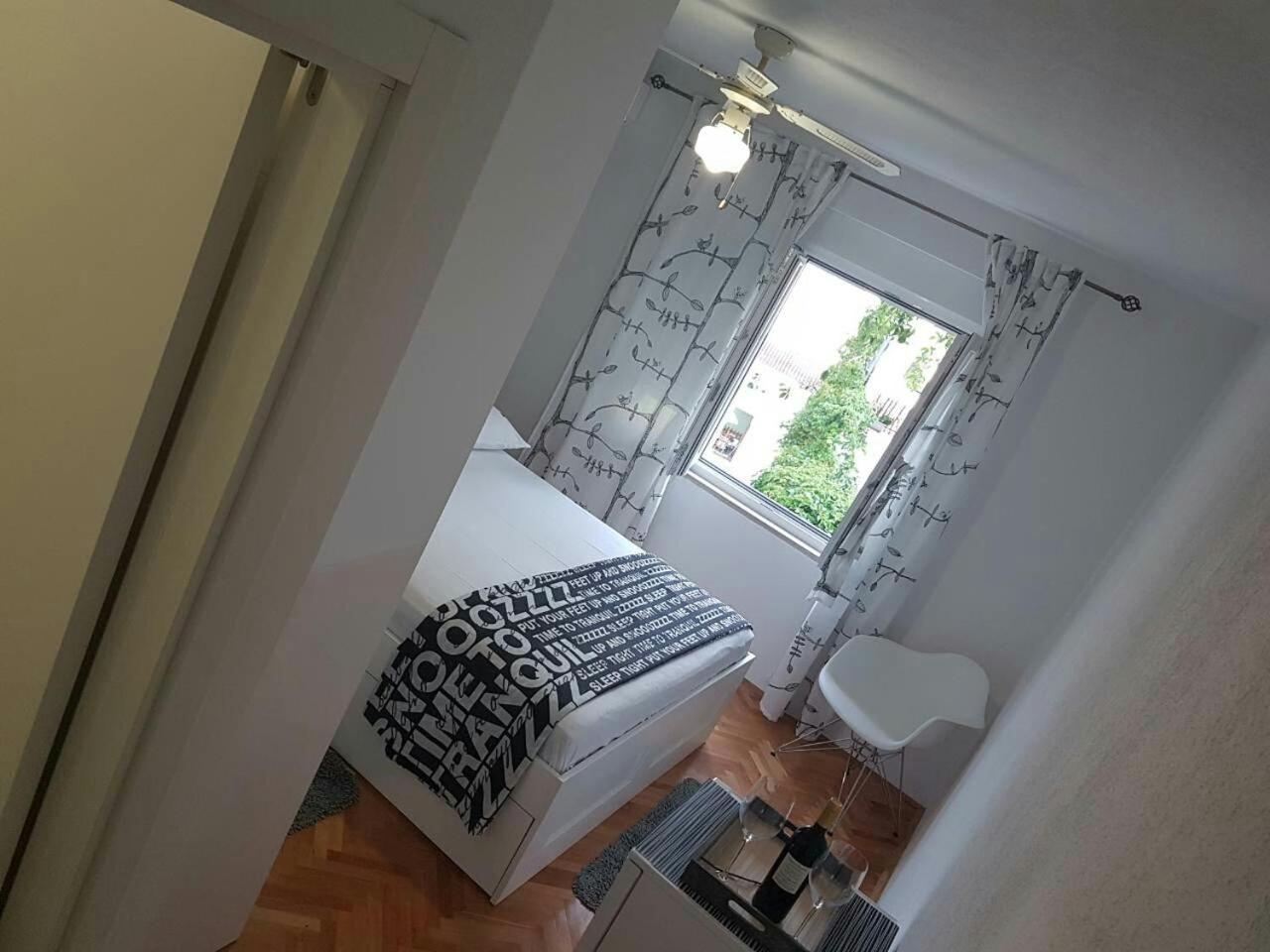 Kaja Apartment Макарська Екстер'єр фото